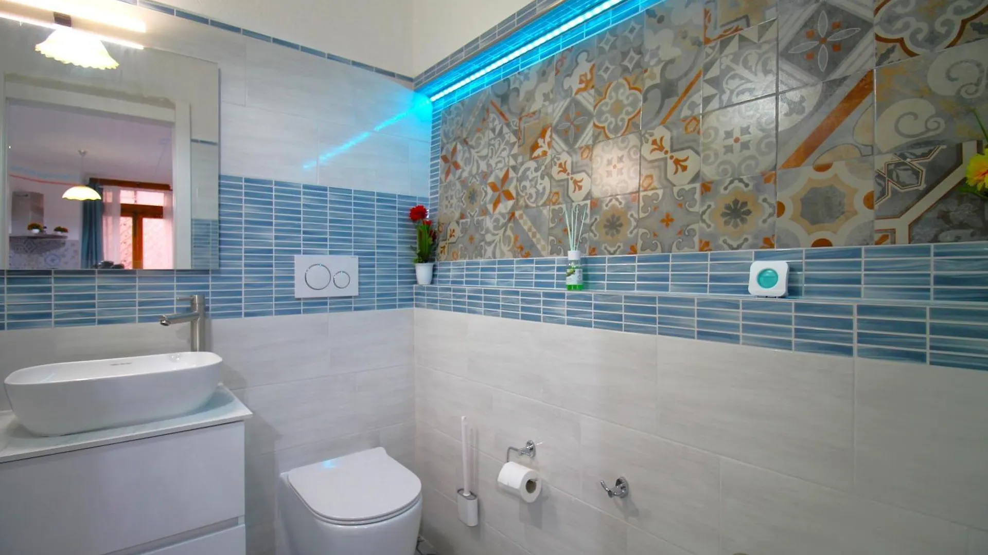 Pintor 12 Cagliari Apartment 0*,  Italy